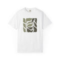 01 - Minimal Groovy Leaf Tee