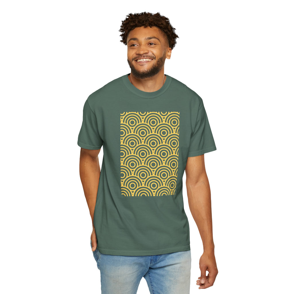 01 - Geometric Tee  / Tee Géométrique
