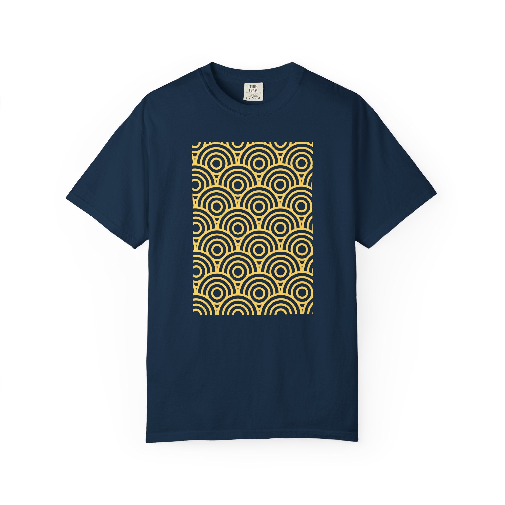 01 - Geometric Tee  / Tee Géométrique
