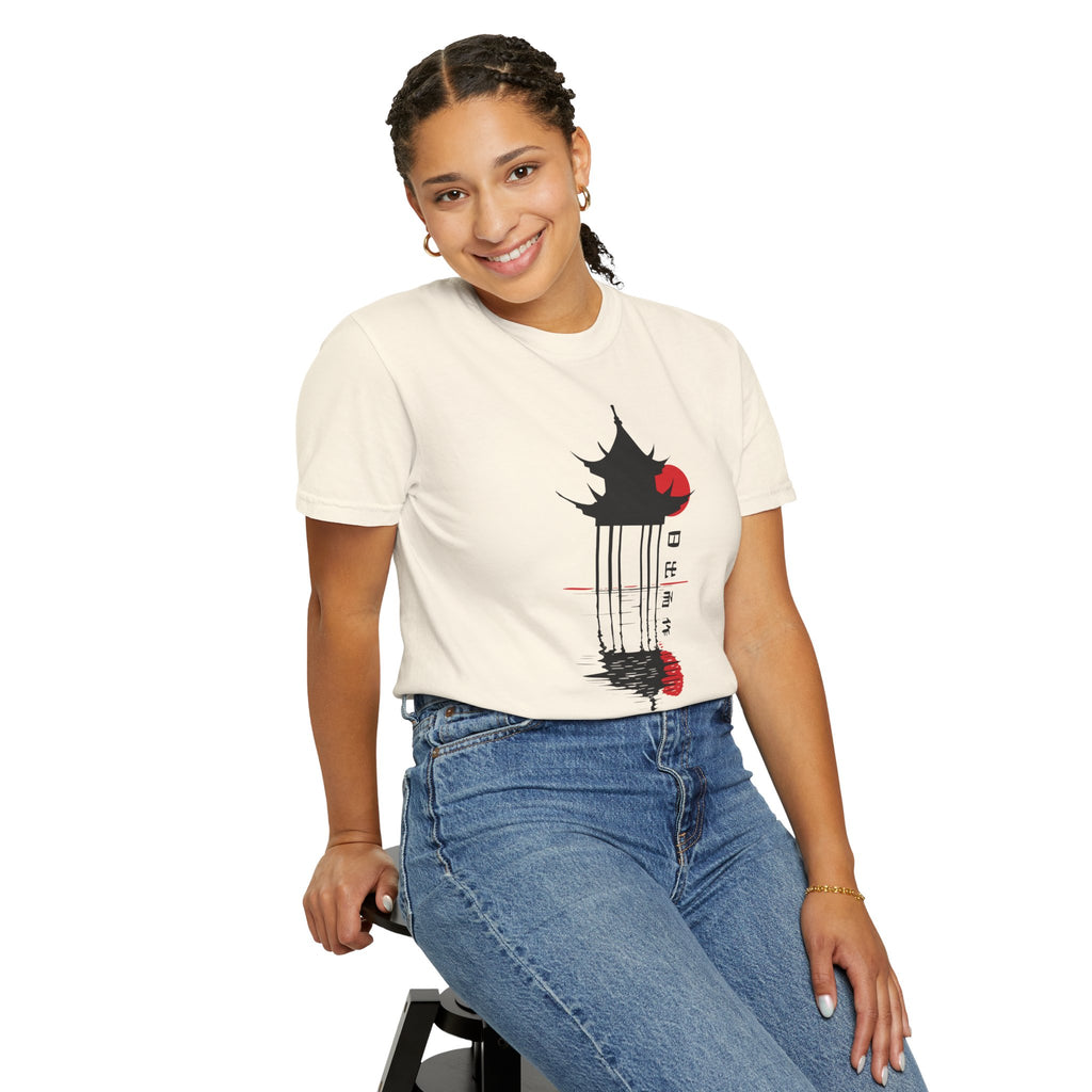 01 - Unisex Japanese Temple Graphic Tee  / Tee unisex temple Japonais