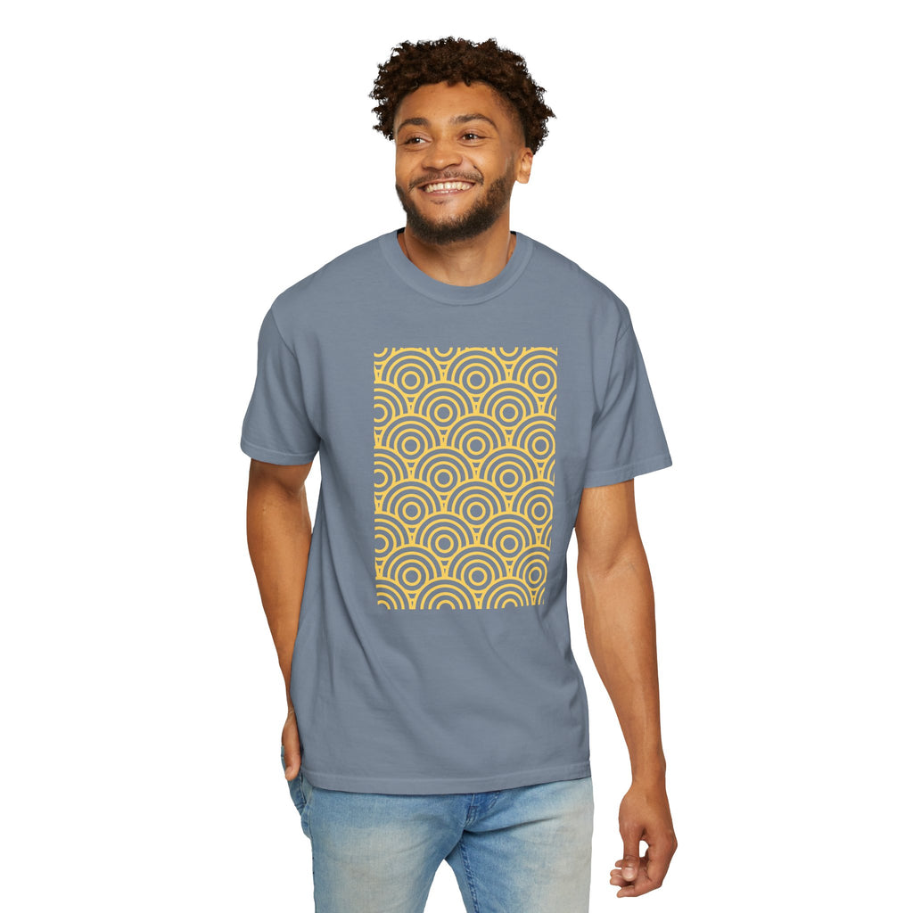 01 - Geometric Tee  / Tee Géométrique