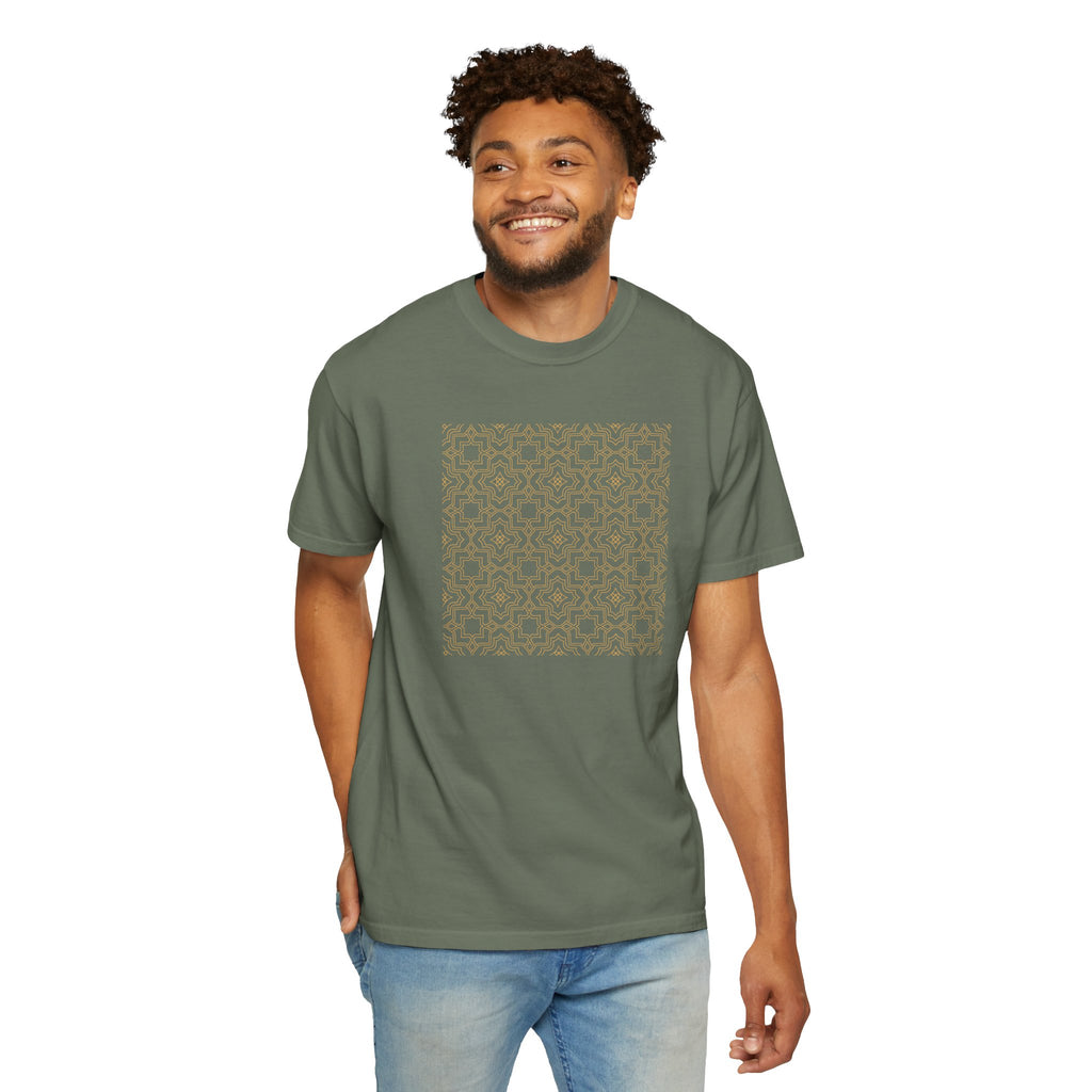 01 - Vintage Baroque pattern Tee