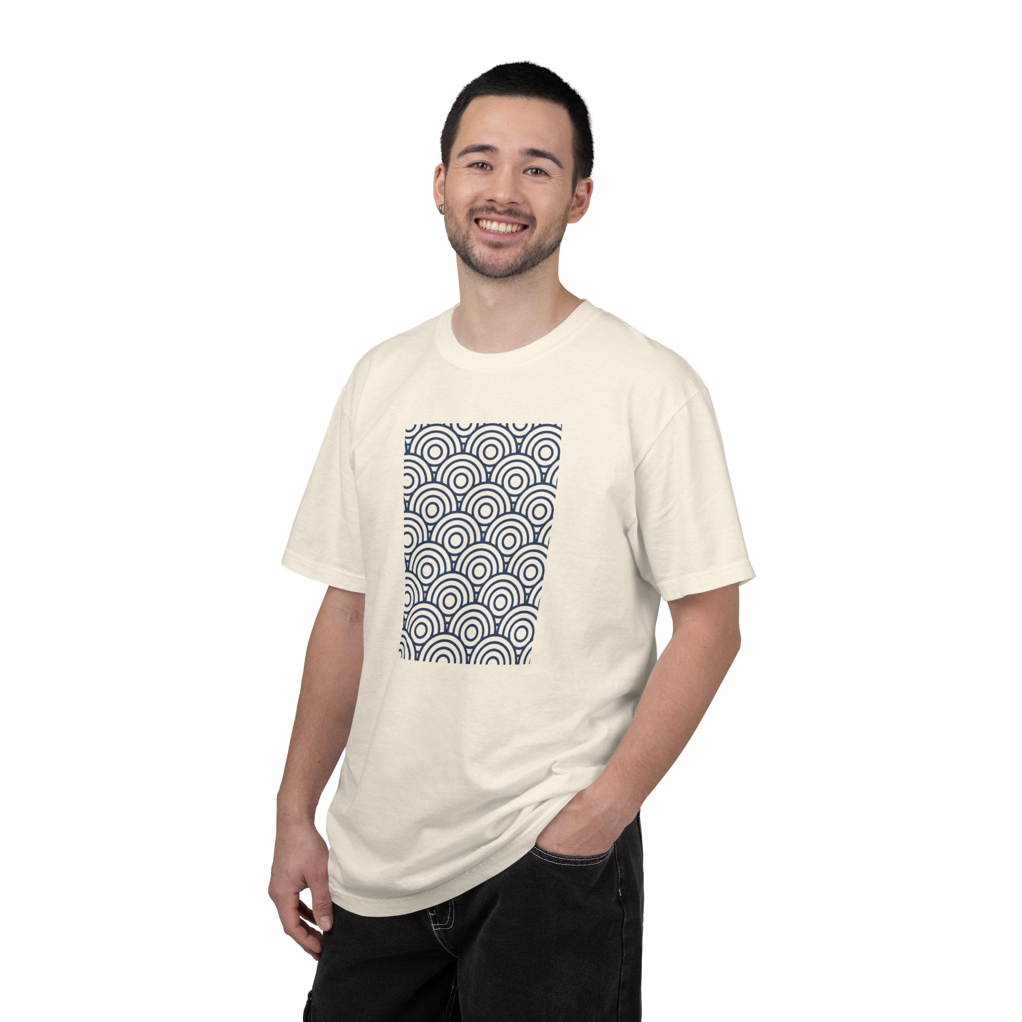 01- Geometric Vintage Tee / Tee Vintage Géométrique