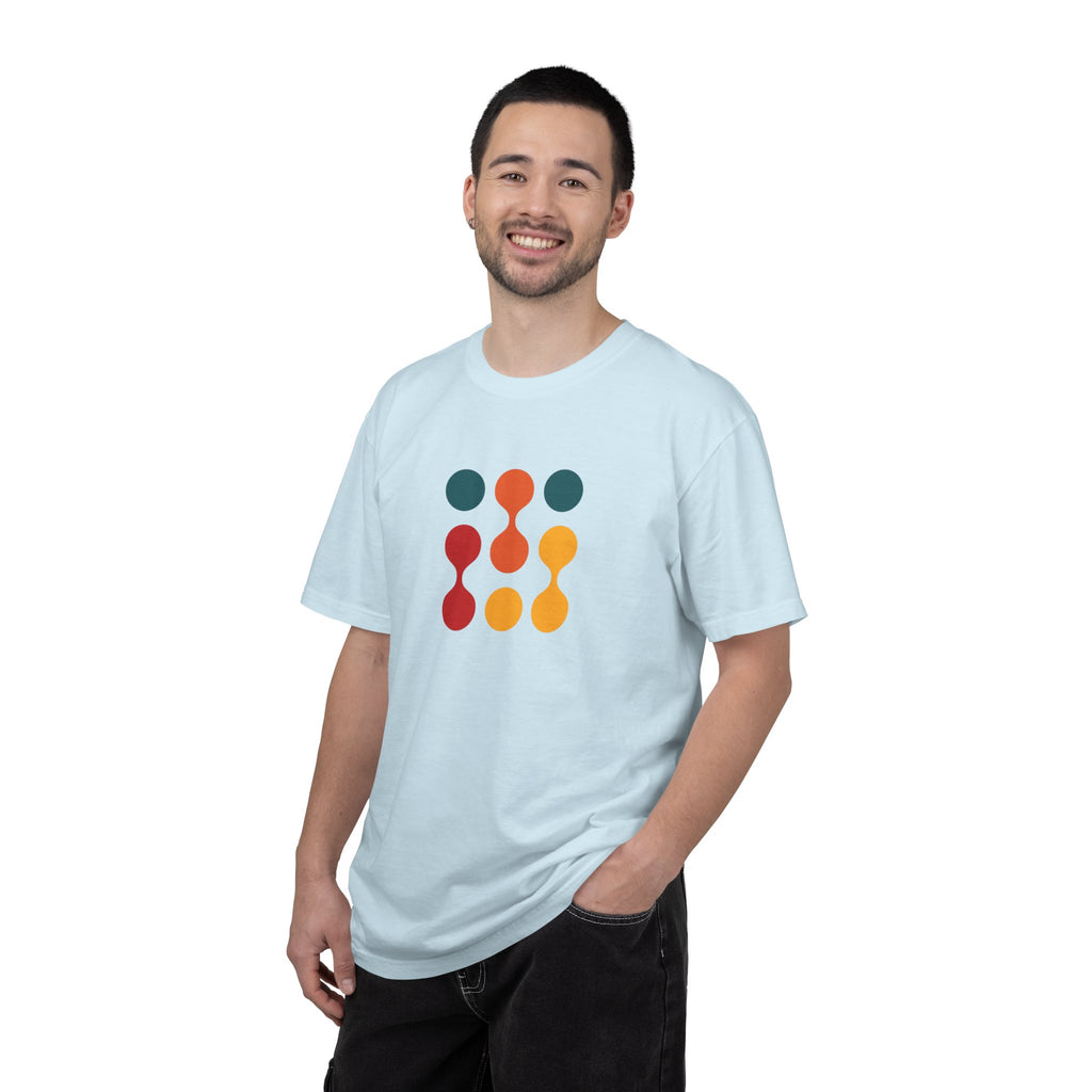01- Geometric Tech Tee / Tee géométrique Tech