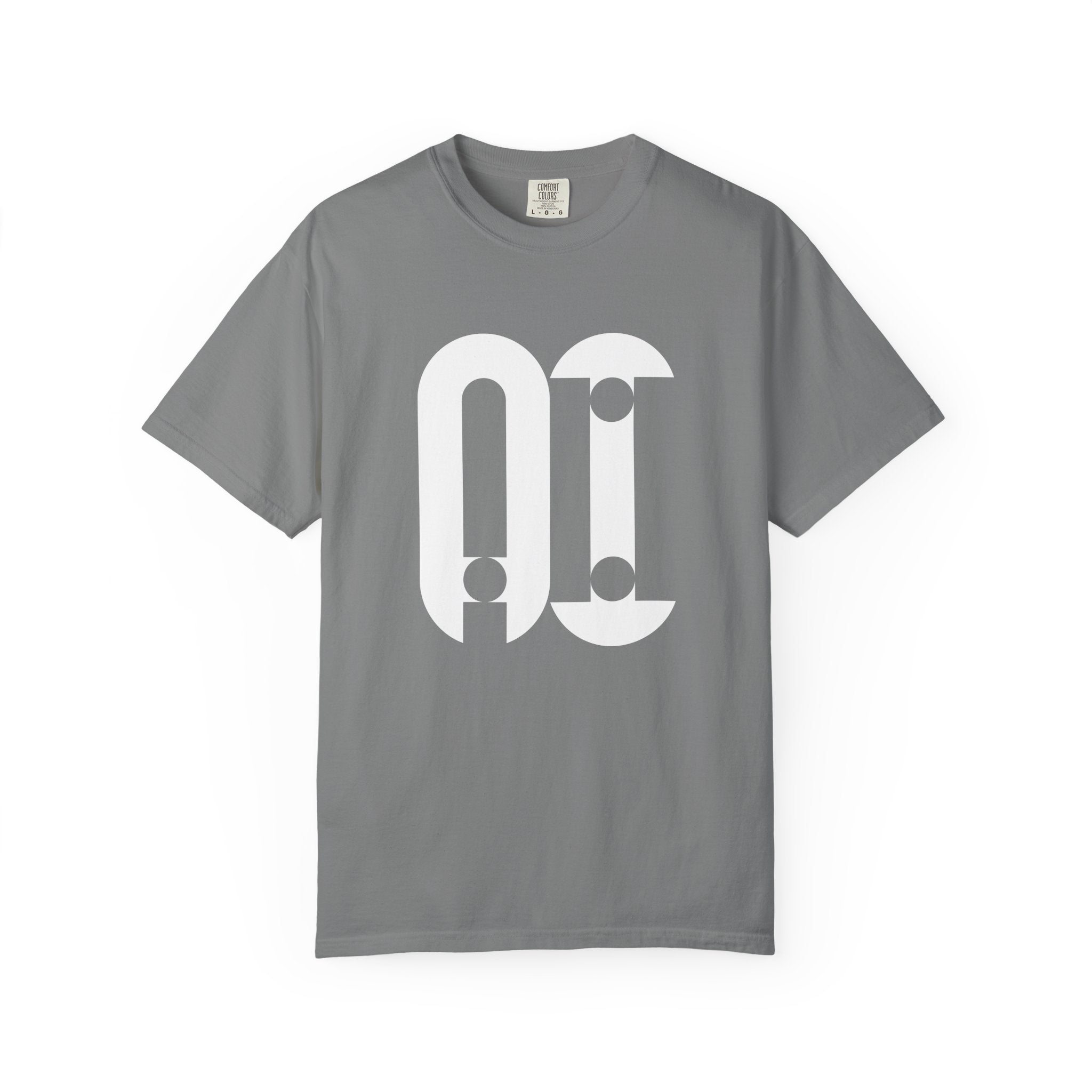 01- Unisex AI graphic Tee / Tee unisex graphique IA