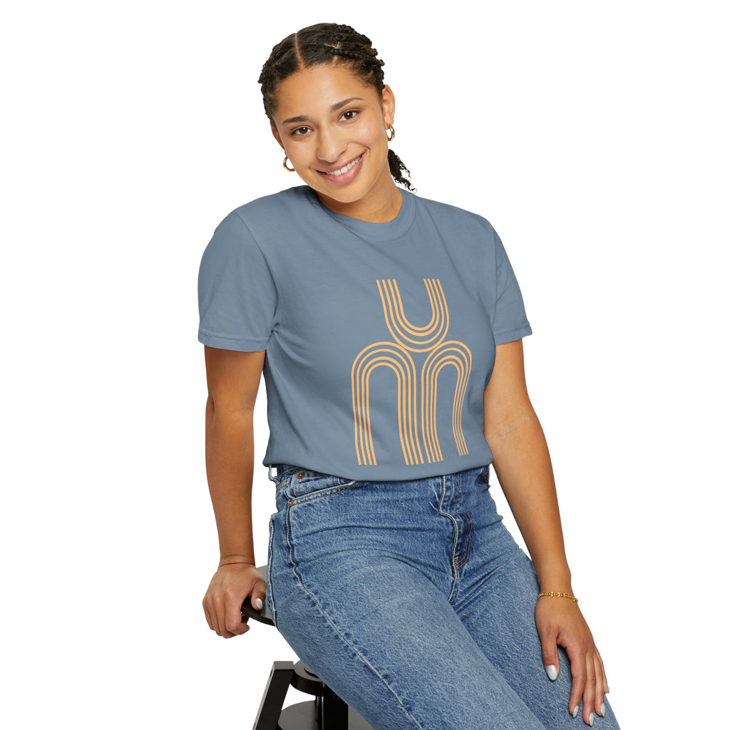 01 - Unisex Arch Tee