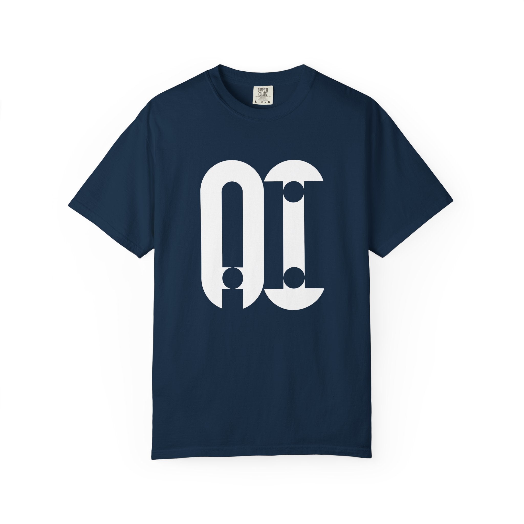01- Unisex AI graphic Tee / Tee unisex graphique IA