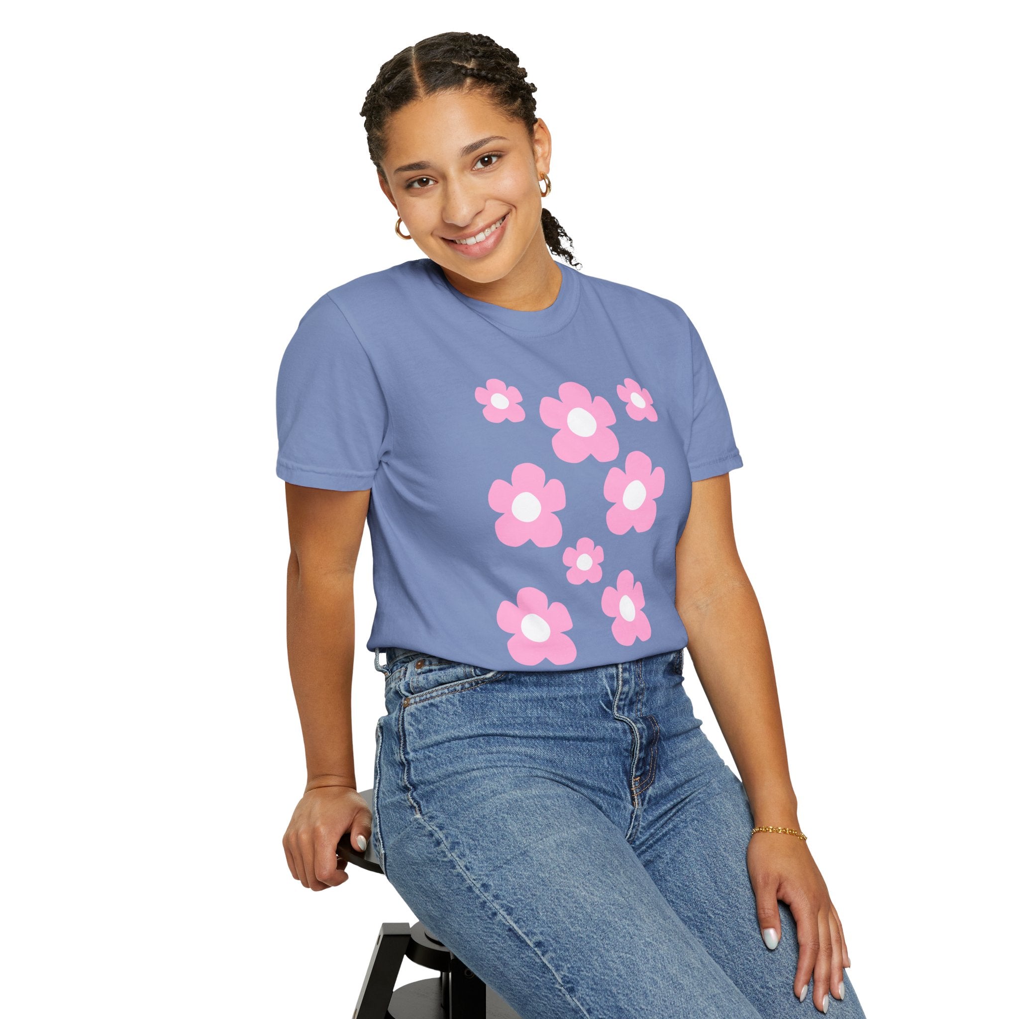 01 - Woman Minimal Groovy Flower Tee / Tee Minimaliste Fleur Fleur Groovy