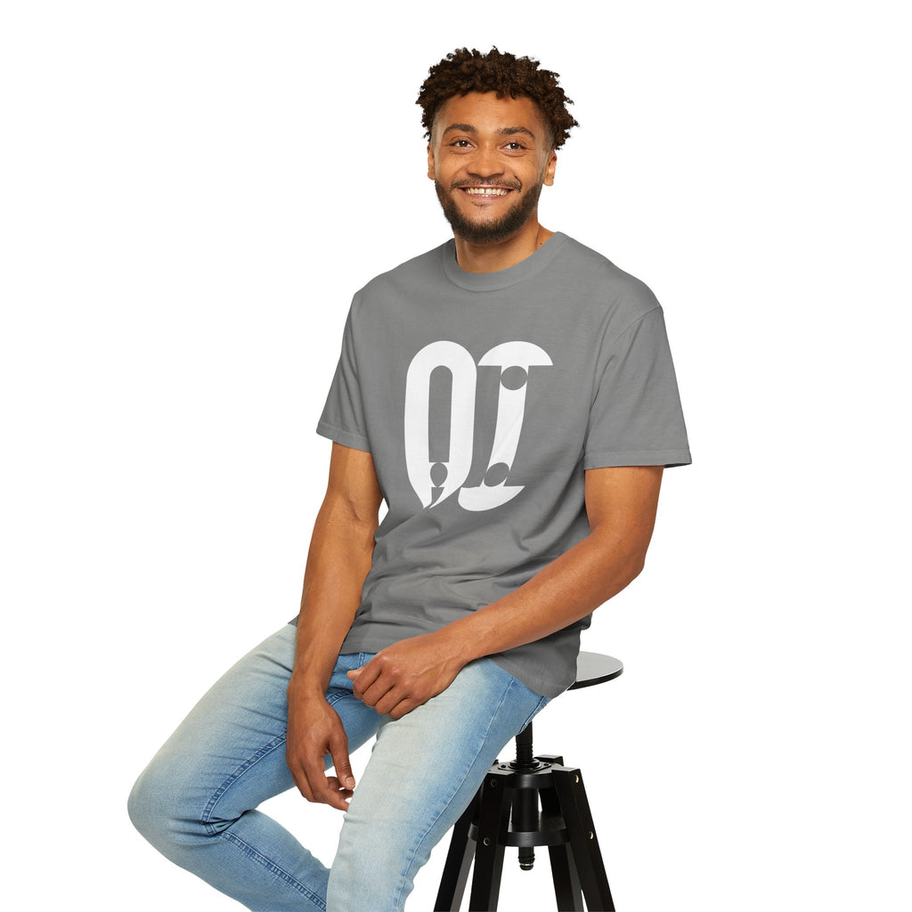 01- Unisex AI graphic Tee / Tee unisex graphique IA