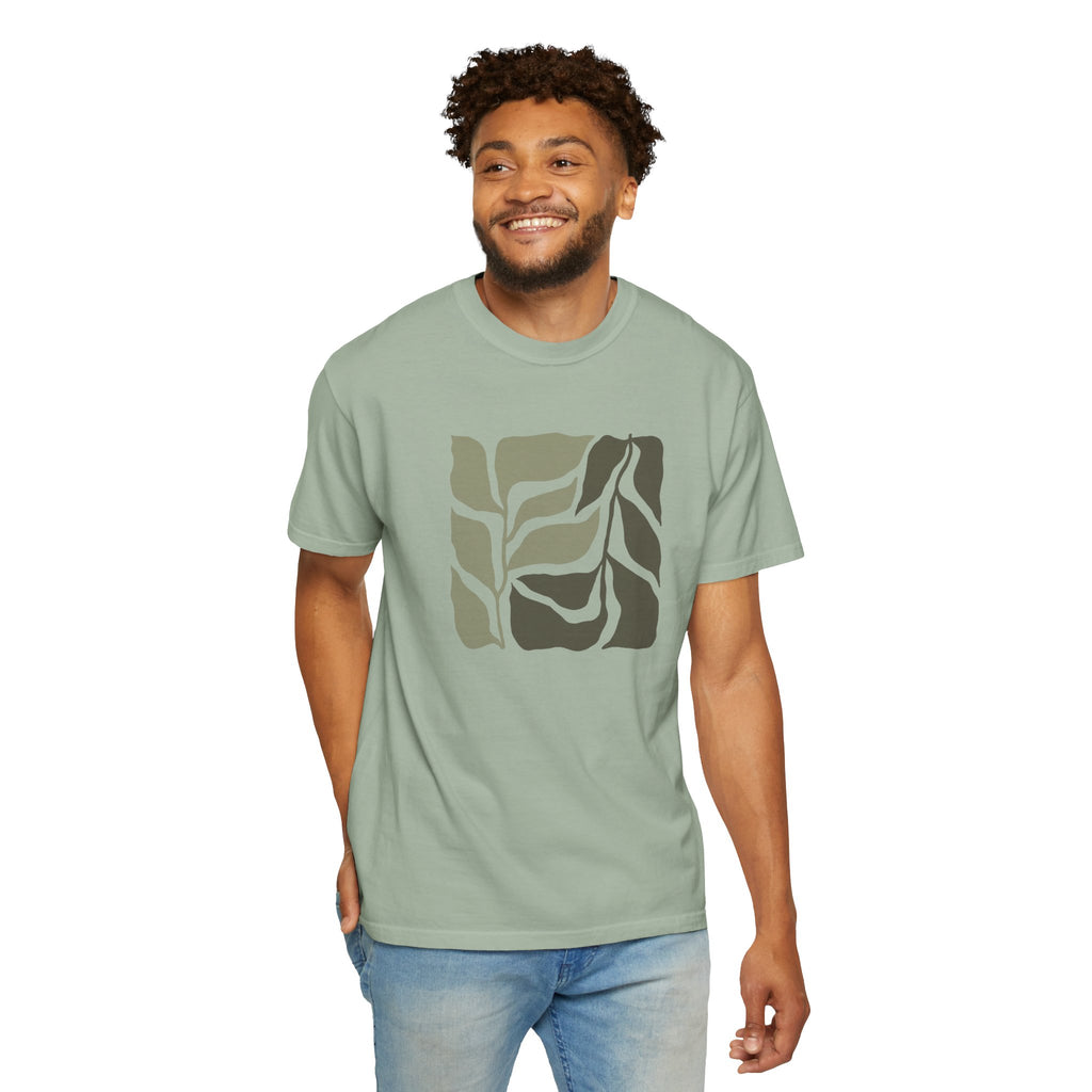 01 - Minimal Groovy Leaf Tee