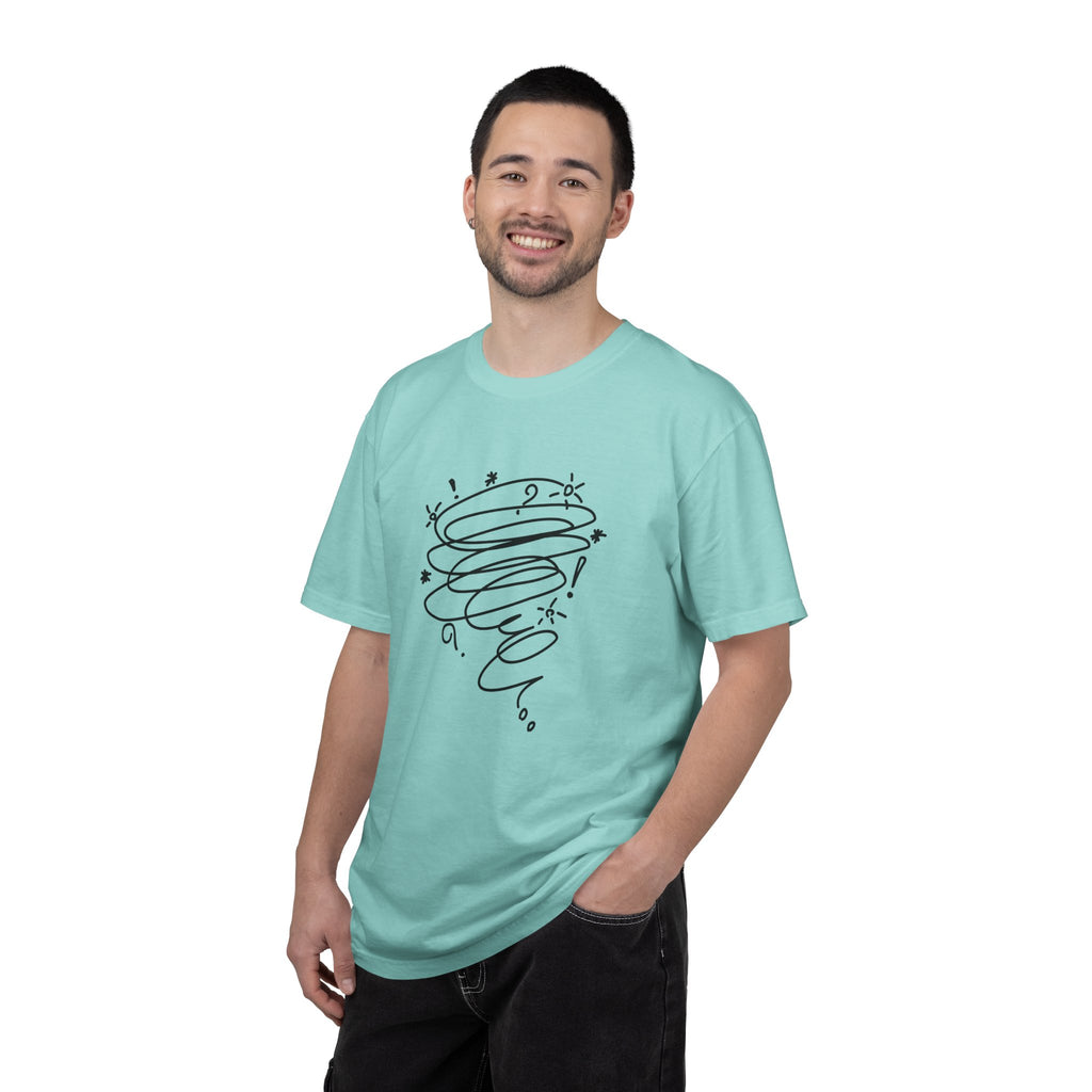 01- Minimal hand drawing Tee / Tee minimaliste dessin