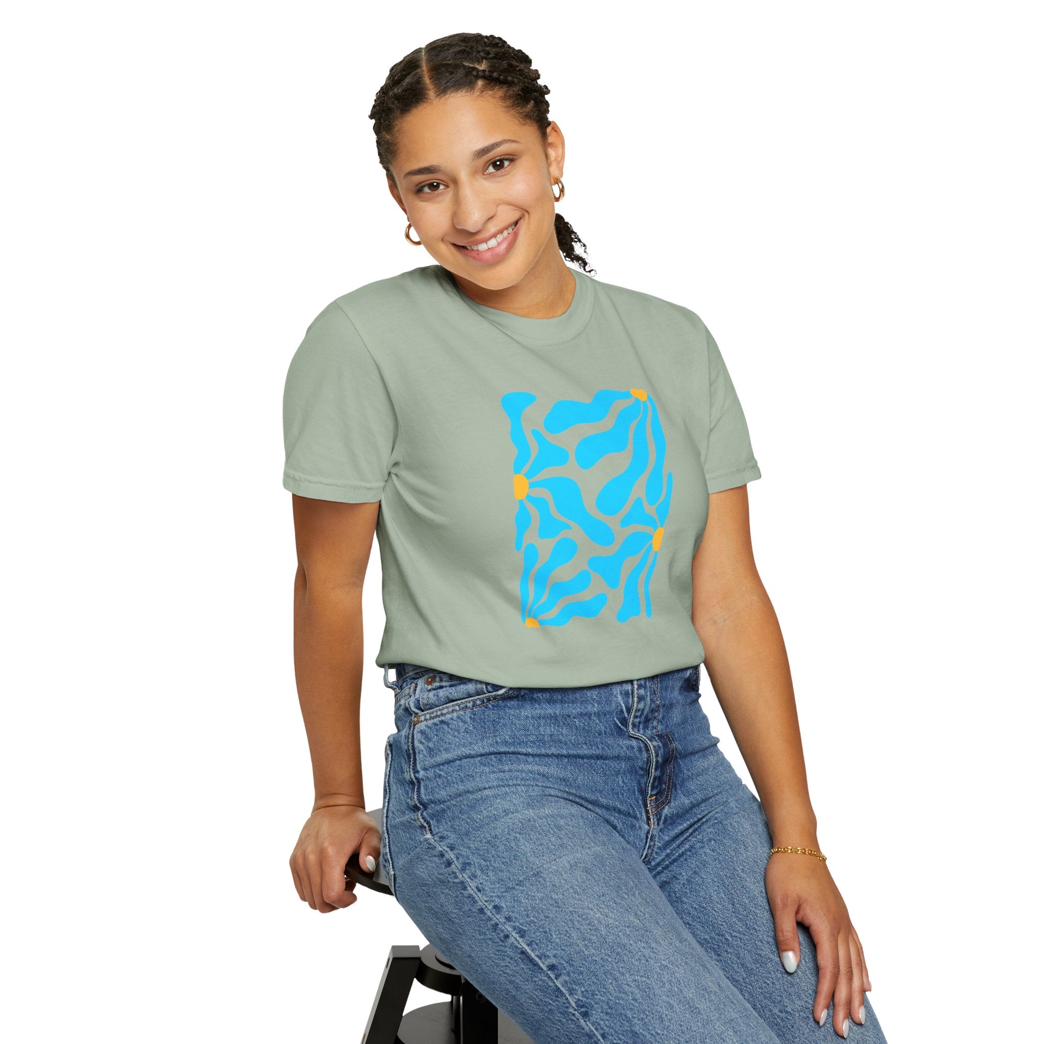 01- Unisex Blue groovy Flowers Tee / Unisexe Tee Groovy Floral