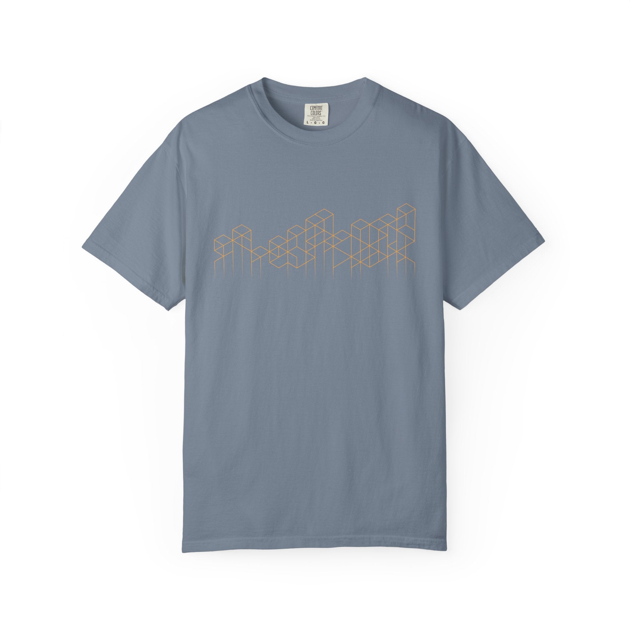 01- Geometric Tech Tee / Tee géométrique Tech