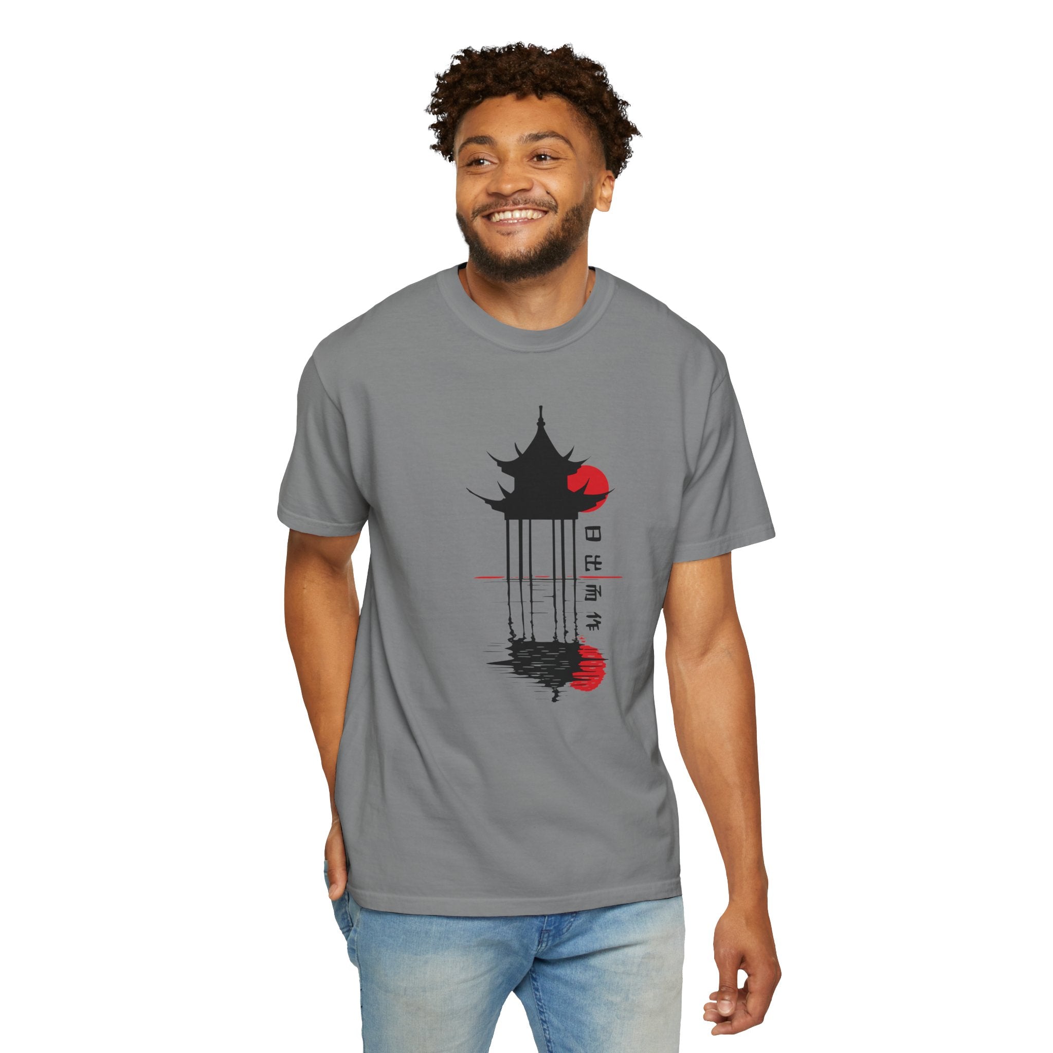 01 - Unisex Japanese Temple Graphic Tee  / Tee unisex temple Japonais
