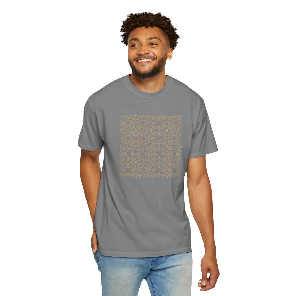 01 - Vintage Baroque pattern Tee