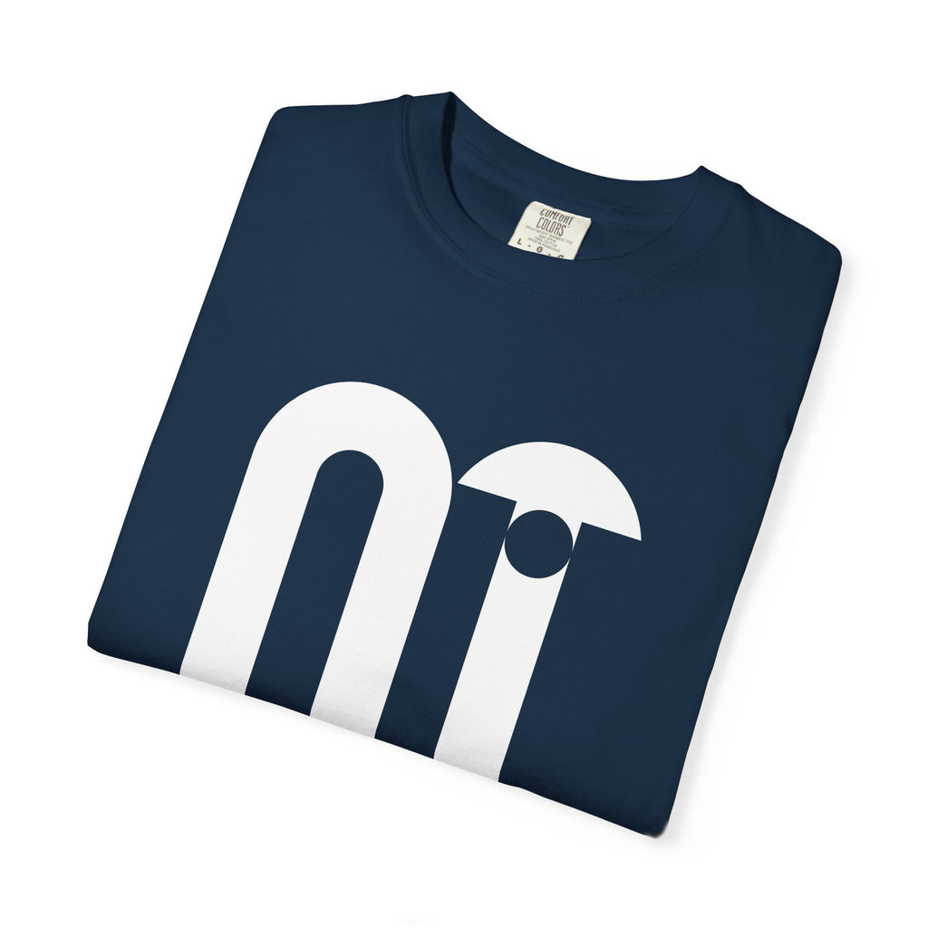 01- Unisex AI graphic Tee / Tee unisex graphique IA
