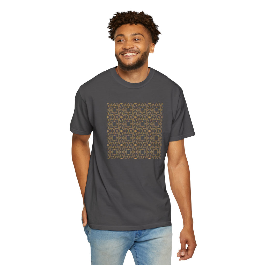 01 - Vintage Baroque pattern Tee