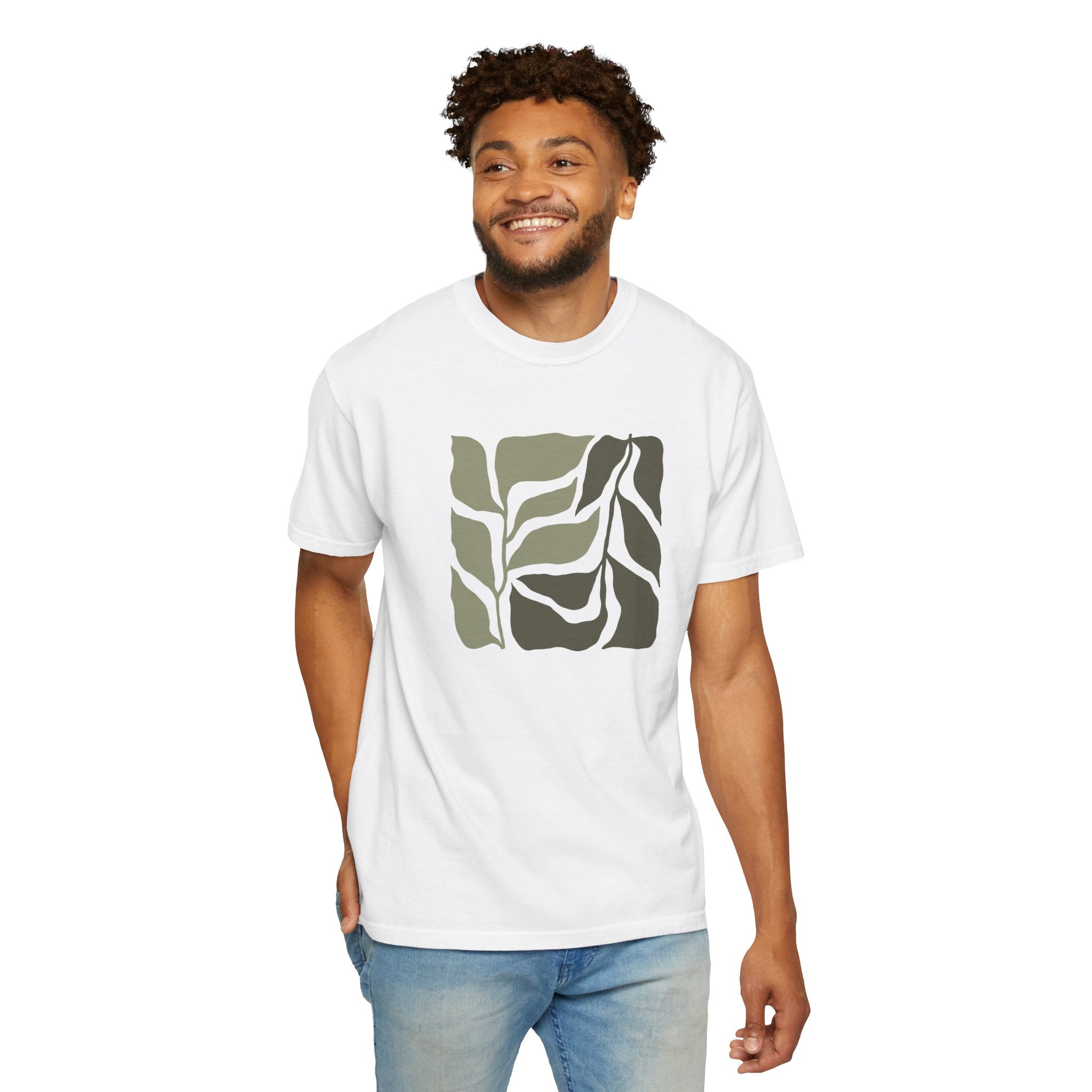 01 - Minimal Groovy Leaf Tee