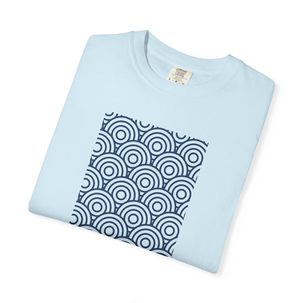 01- Geometric Vintage Tee / Tee Vintage Géométrique