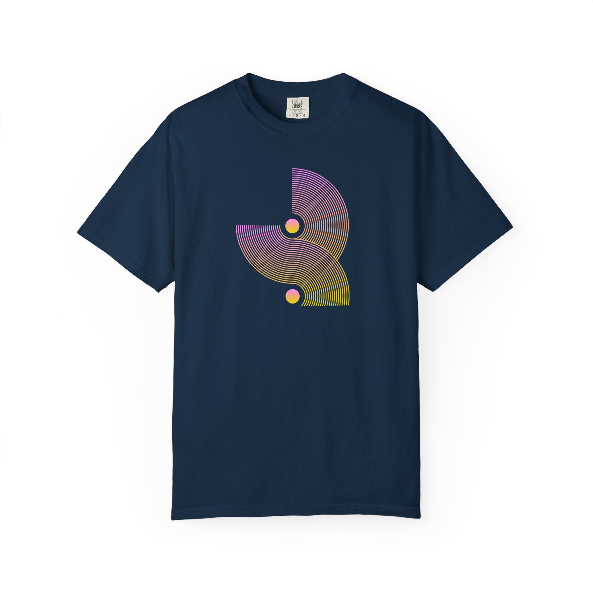 01- Retro Graphic Tee