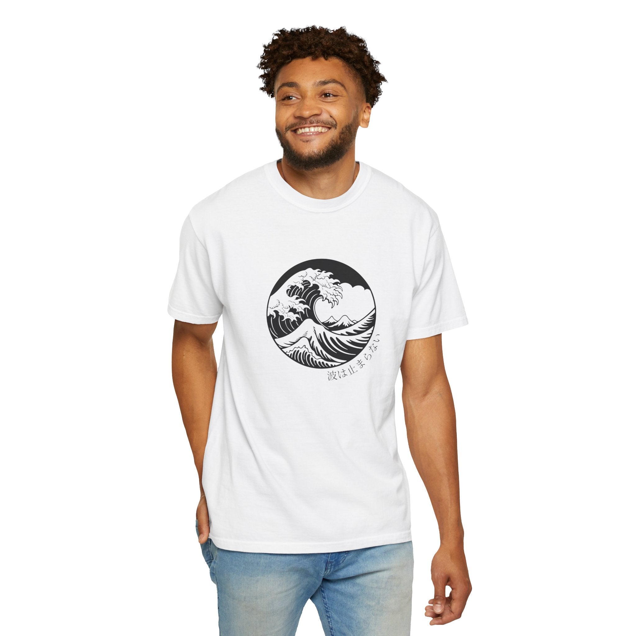 01 - Japanese Wave Graphic Tee  / Vague Japonaise Graphique Tee