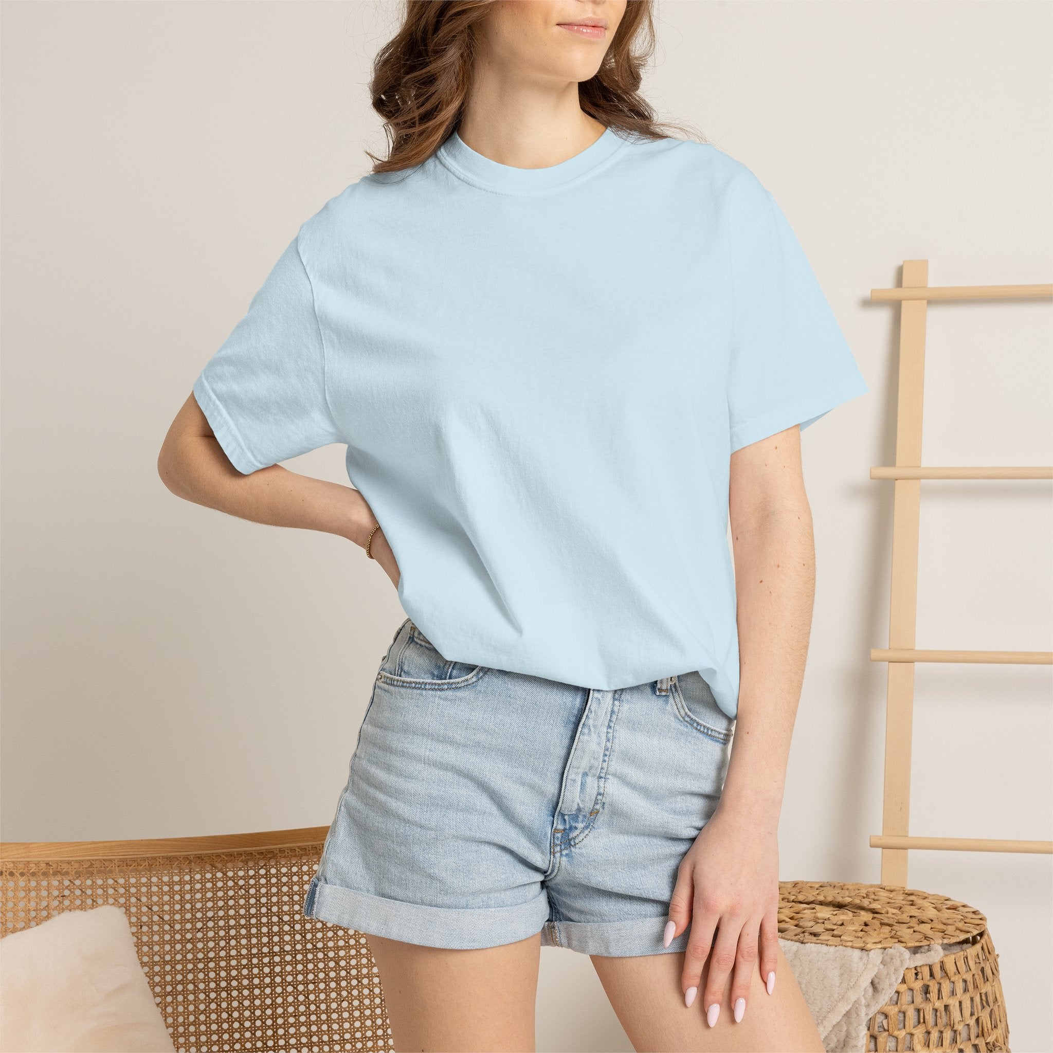 01 - Unisex Holidays Vibe Tee