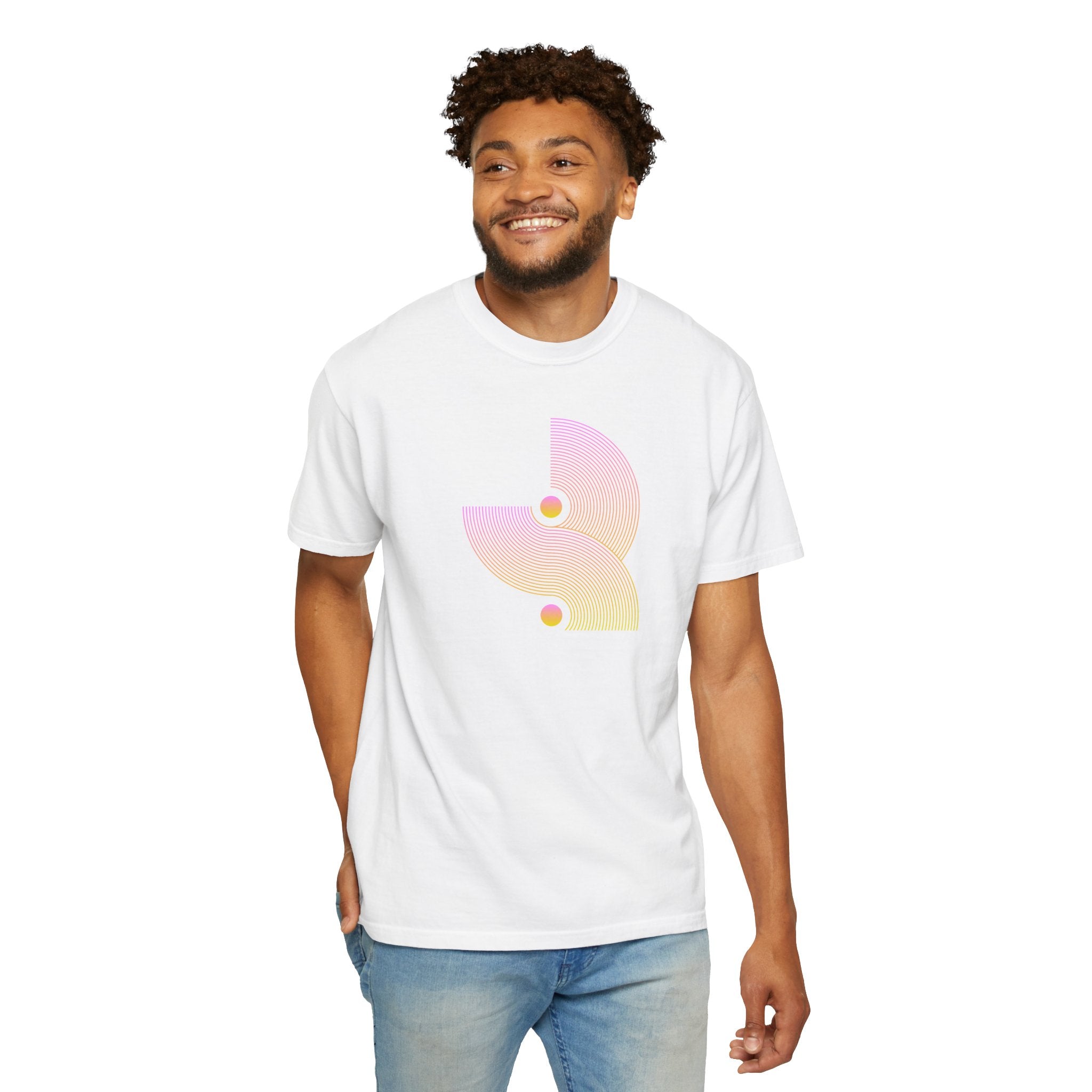 01- Retro Graphic Tee
