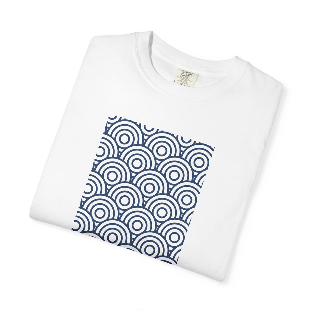 01- Geometric Vintage Tee / Tee Vintage Géométrique