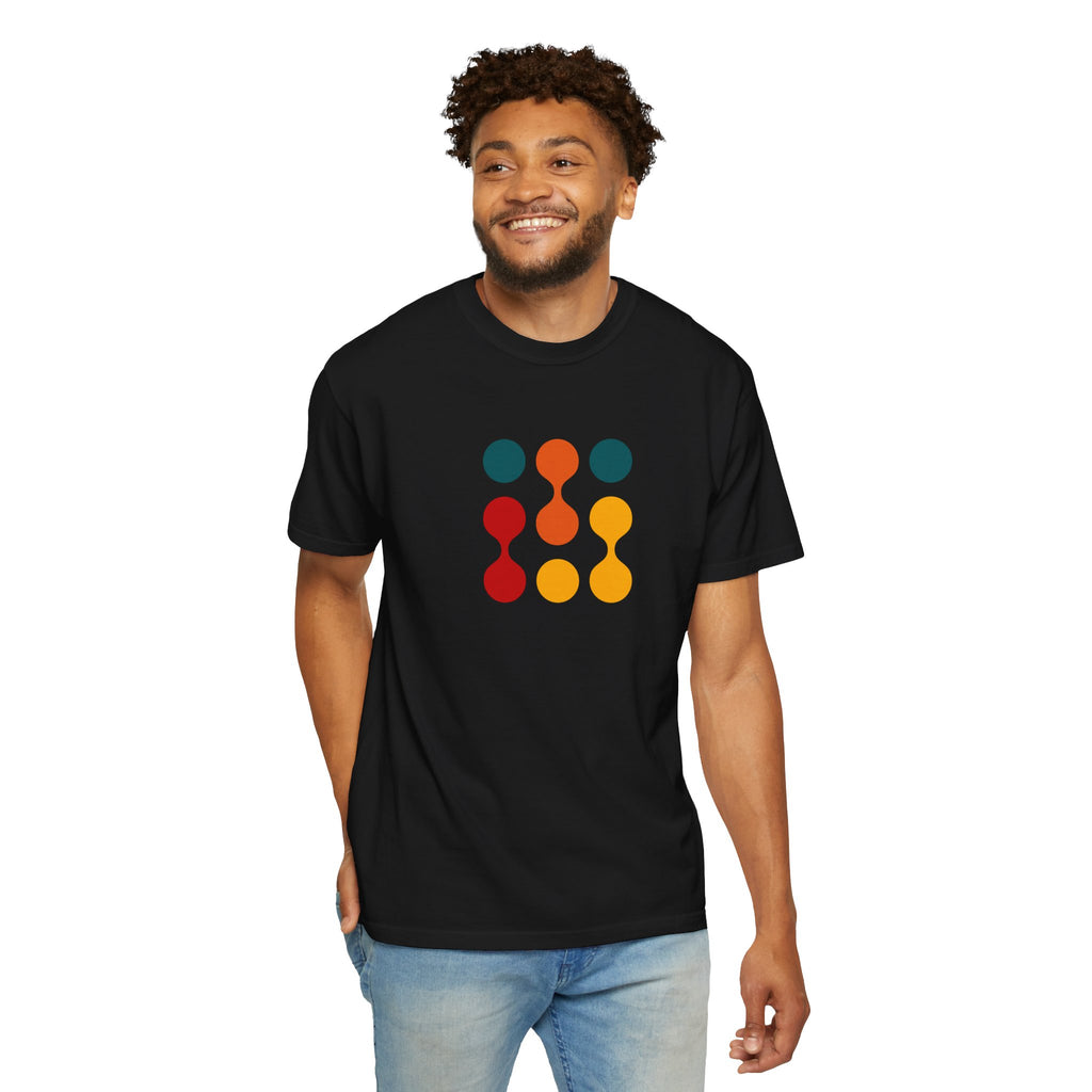 01- Geometric Tech Tee / Tee géométrique Tech