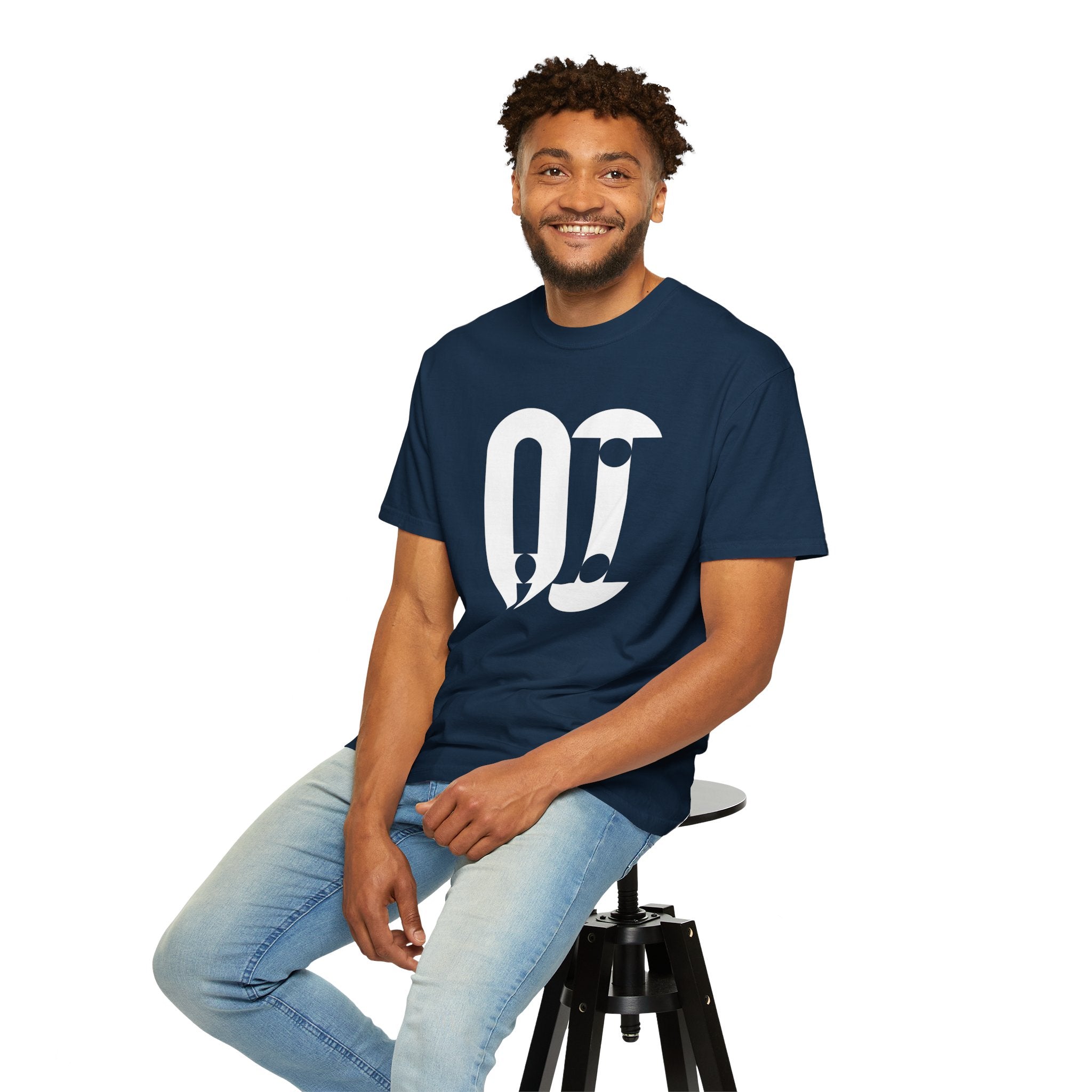 01- Unisex AI graphic Tee / Tee unisex graphique IA
